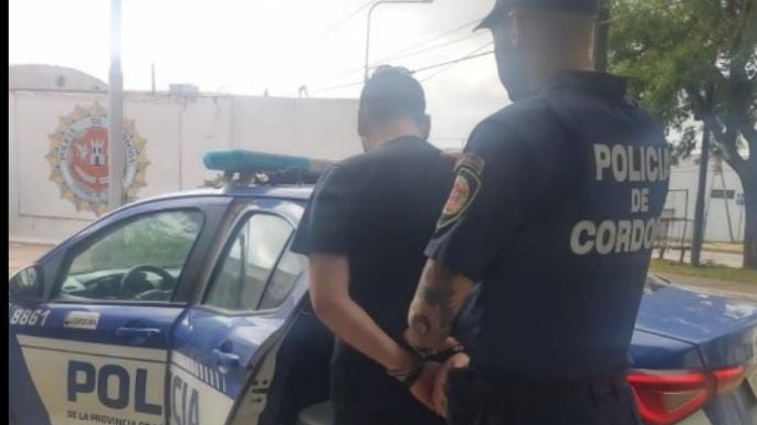 Un hombre detenido por golpear a su pareja tras una discusión