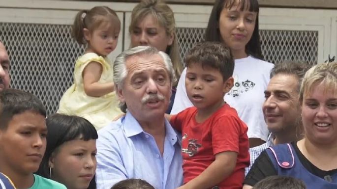 Alberto Fernández: "Vivamos esta Navidad en paz y con felicidad"