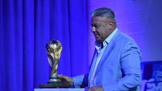 Tapia llevó la Copa a la Difunta Correa y dijo que sigue Scaloni