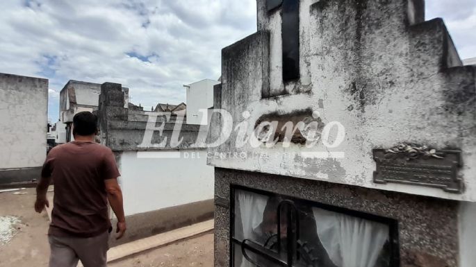 Robaron más de 160 placas de bronce en el cementerio de Villa Nueva