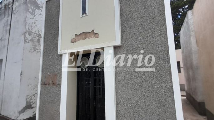 Robaron más de 160 placas de bronce en el cementerio de Villa Nueva