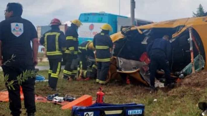 Murió un motociclista de 21 años y otro está grave en el Pasteur