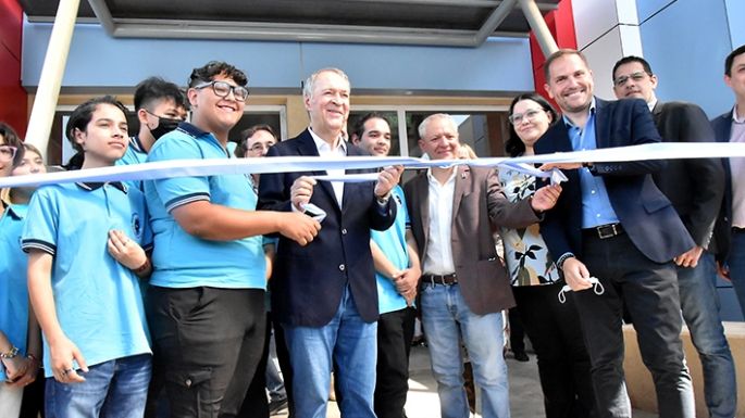 La primera promoción del PROA egresará en su flamante edificio