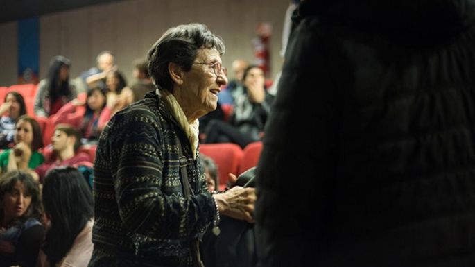 El adiós a “la chica de la Bandera”