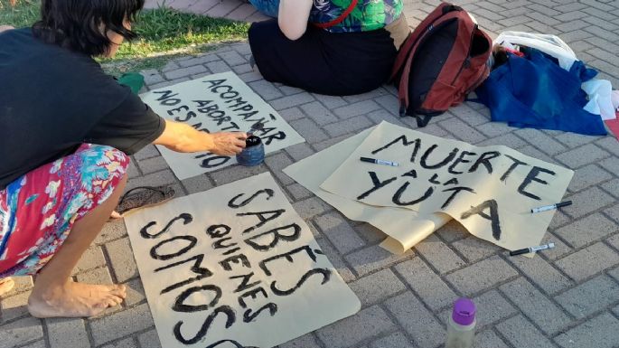 Realizan un “pañuelazo” en el Parque de la Vida