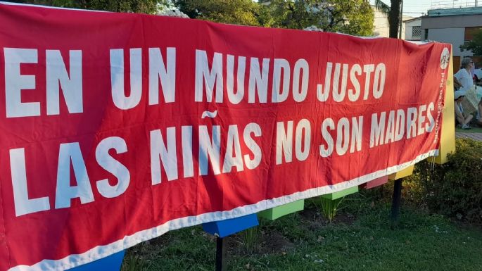 Realizan un “pañuelazo” en el Parque de la Vida