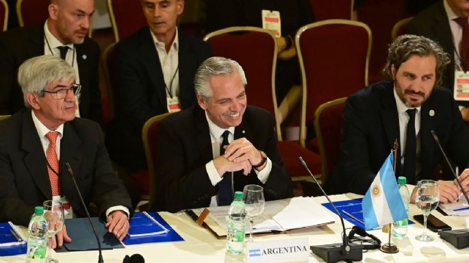 Fernández, a Lacalle Pou: "La solución no es que cada uno haga la propia"