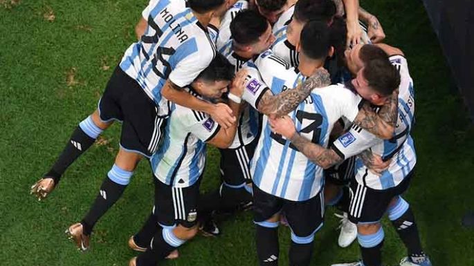 El campito, la cochera, el Dorado y un intento de explicar la Scaloneta