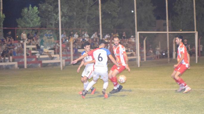 Alumni y Universitario empataron en un gol