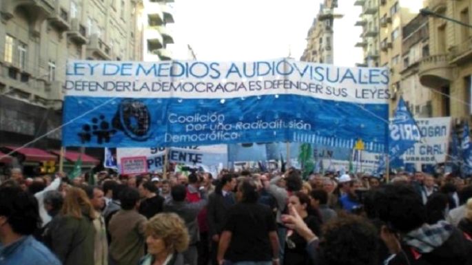 "No hay 'lawfare' sin complicidad de los medios concentrados"