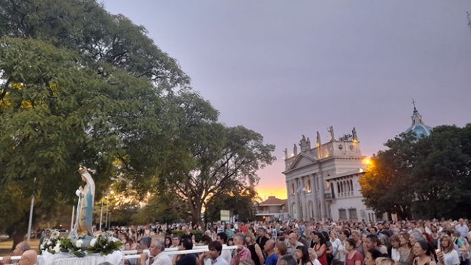 Con fe en la Patrona, María