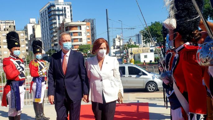 Schiaretti apuntó con todo al gobierno nacional en el inicio de sesiones