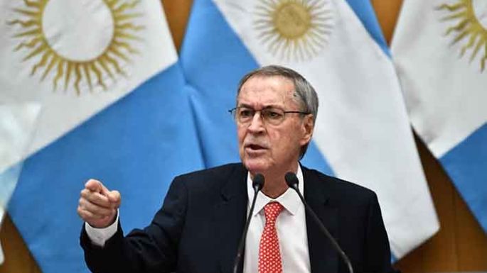 Schiaretti volvió a pedir por el reparto de fondos