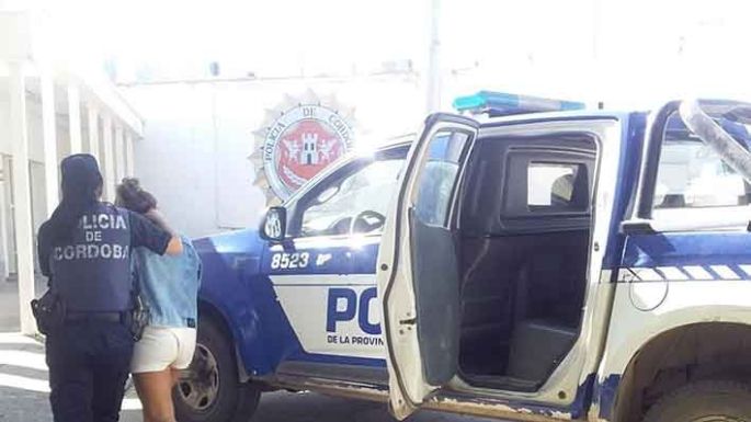 Arrestaron a una mujer que agredió a su expareja
