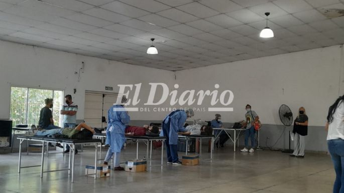 Vecinos se acercaron a donar sangre en barrio General Paz