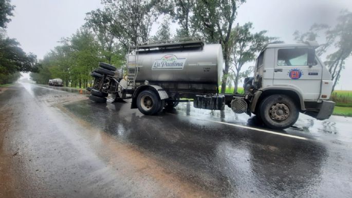 Volcó un camión sobre la ruta 158