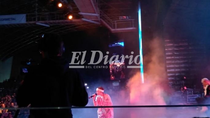 Nicki Nicole en el escenario
