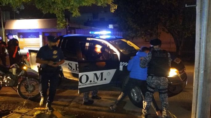 Tres detenidos por "conducción peligrosa" y otros tres por “desórdenes públicos”