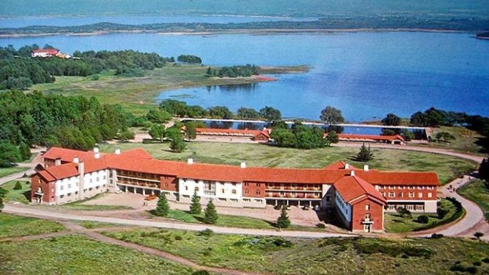 Iniciaron obras en hoteles de Embalse