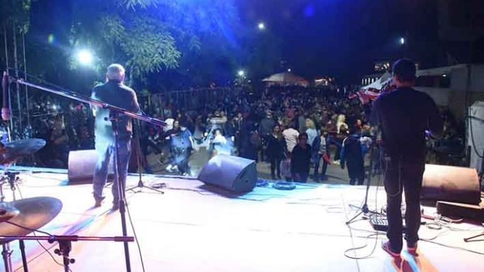 Se abrió el cielo y se armó el baile