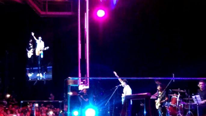 Santiago Fiuri abrió la tercera noche del Festival Internacional de Peñas