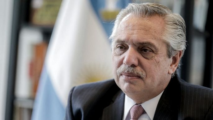 A pedido de la defensa de Cristina Kirchner, declara mañana como testigo Alberto Fernández