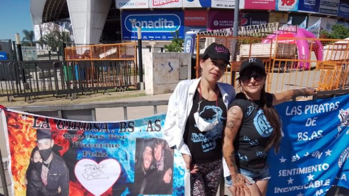 Hacen fila desde las 5 y media de la mañana para ingresar al Anfiteatro