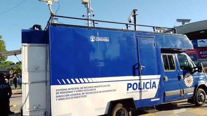 Fiesta adentro y afuera