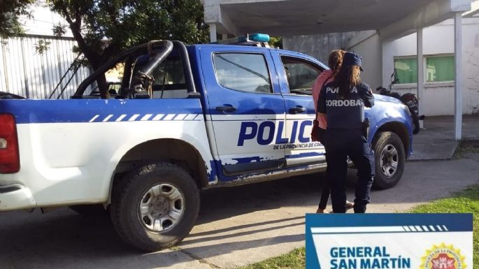 Una mujer fue detenida por romper un vidrio en la casa de su ex pareja
