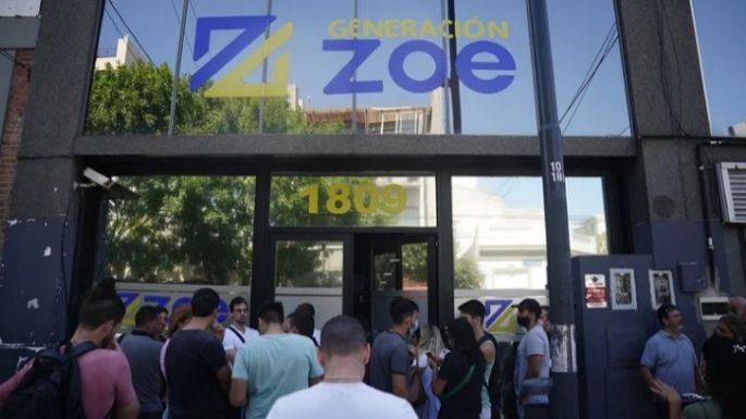 Zoe: ahorristas reclamaron ante las oficinas vacías en Nuñez
