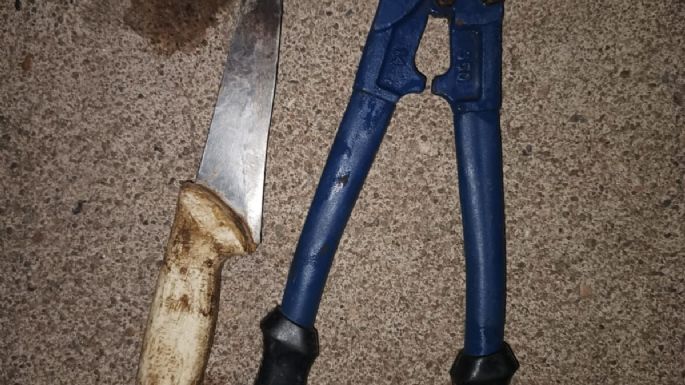 Un hombre fue detenido cuando lo encontraron con un cuchillo y un alicate tipo tijera