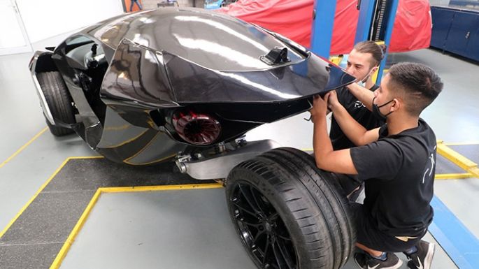 Destinan 8.300 millones de dólares  para exportar autos eléctricos