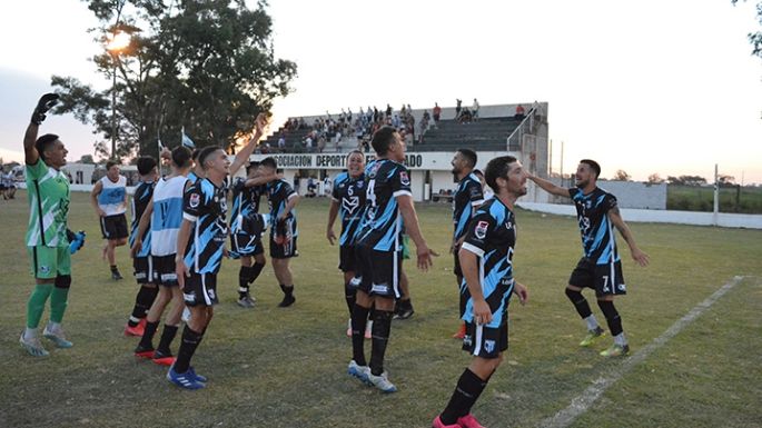 Estupenda goleada de Los Zorros