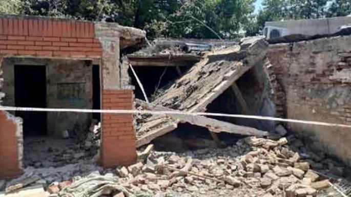 Rescataron a un obrero al desmoronarse un techo
