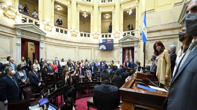 En 10 minutos oficialismo y oposición  se repartieron la totalidad de los cargos