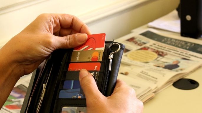 Banco deberá indemnizar a una clienta “por la desidia con la que fue tratada” luego del robo de su tartjeta de crédito