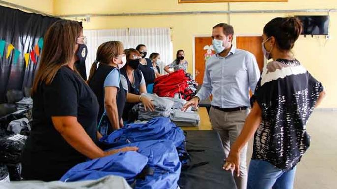Fueron cinco mil los kits  repartidos en los MuniCerca