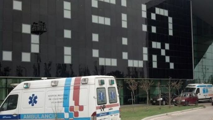 Trasladaron al Pasteur a un motociclista con lesiones graves tras chocar contra un cantero