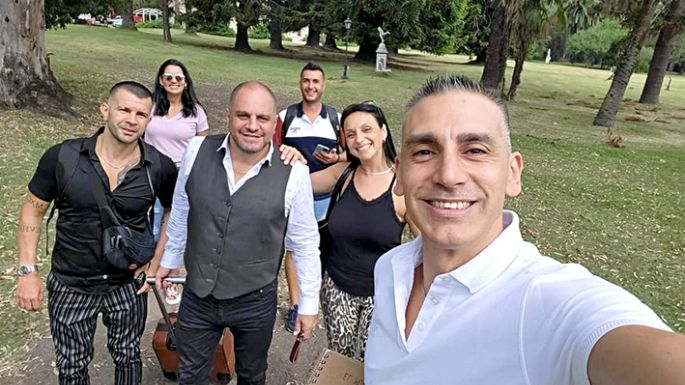 Cositorto sigue la estrategia que le dicta Pierri, pero las escuchas...