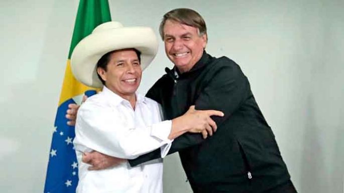 Bolsonaro busca aliados en todos lados