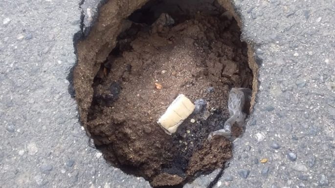 Cráter a la vista en barrio Ameghino