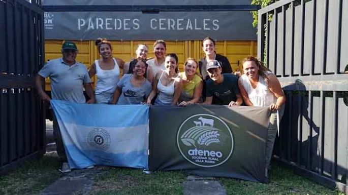 El Ateneo juvenil entregó su ayuda en la capital