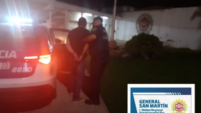 Discutió y agredió a su novia