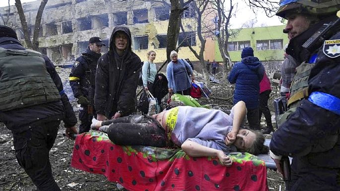 Murió la mujer embarazada que había sobrevivido al ataque al hospital de Mariupol