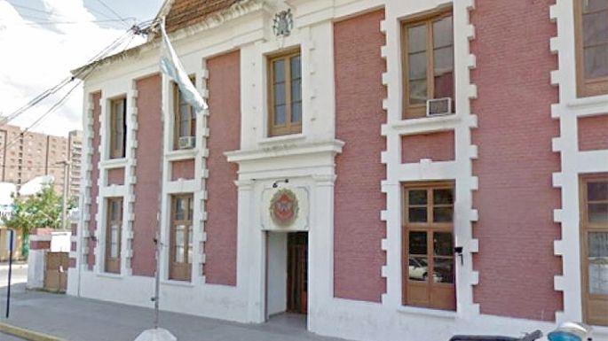 Insólito: golpeó a su pareja en la Unidad Judicial y terminó preso