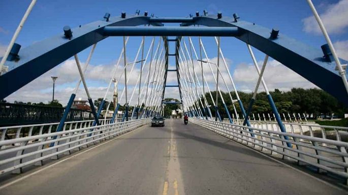 Piden circular con precaución por arreglos de EPEC en el Puente Perón