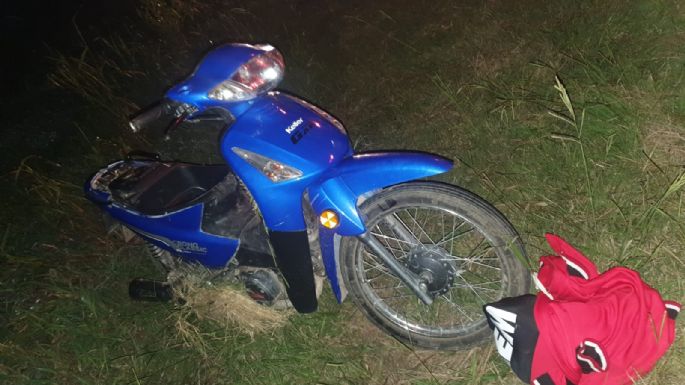 Una joven permanece internada en grave estado tras chocar contra un camión