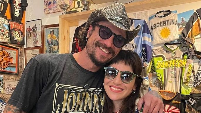 Daniel Osvaldo almorzó junto a Giannina Maradona en un restaurante local
