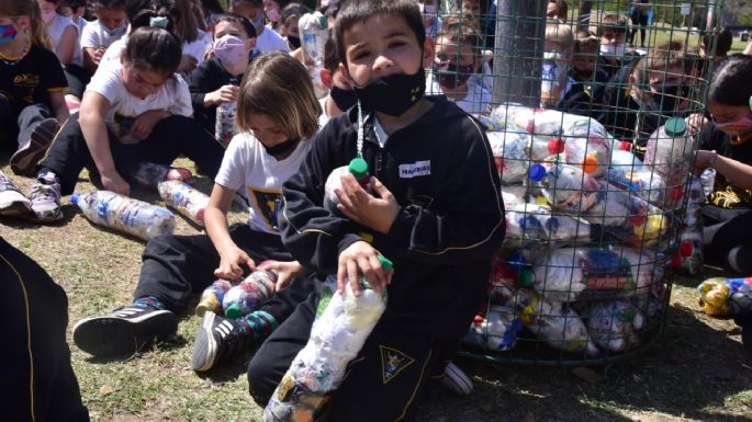 El miércoles próximo se hará el "Festival de Ecobotellas" en la costa