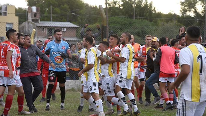 Un partido peleado, pero no en el juego